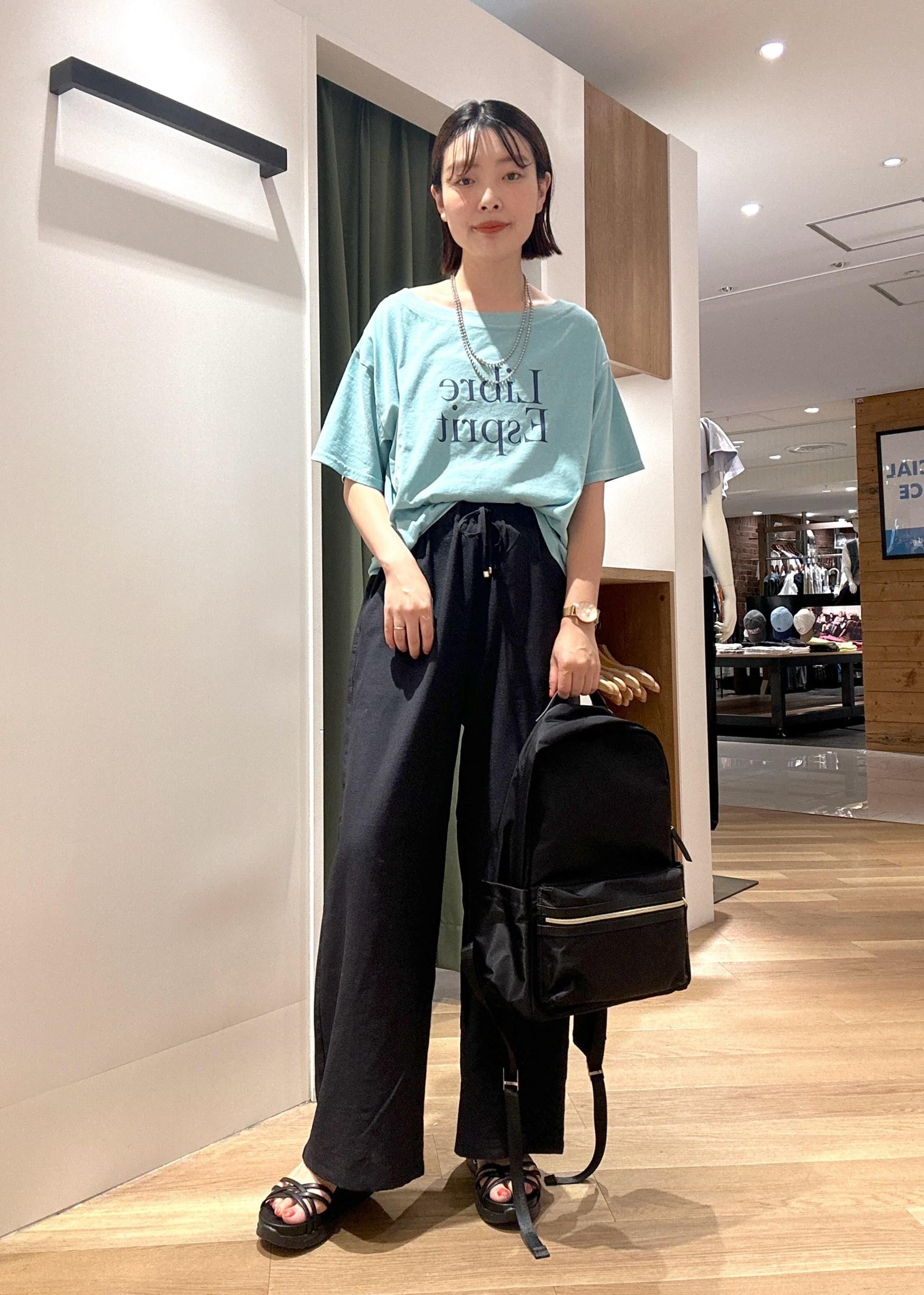 ROPE' PICNICの【吸水速乾・防シワ】エフォートレスリラックスイージーワイドパンツを使ったコーディネートを紹介します。｜Rakuten Fashion(楽天ファッション／旧楽天ブランドアベニュー)5960858