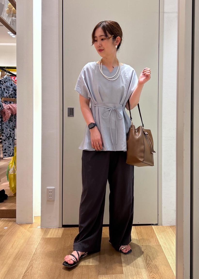 ROPE' PICNICの【接触冷感】ハートネックペプラムブラウスを使ったコーディネートを紹介します。｜Rakuten Fashion(楽天ファッション／旧楽天ブランドアベニュー)5960865