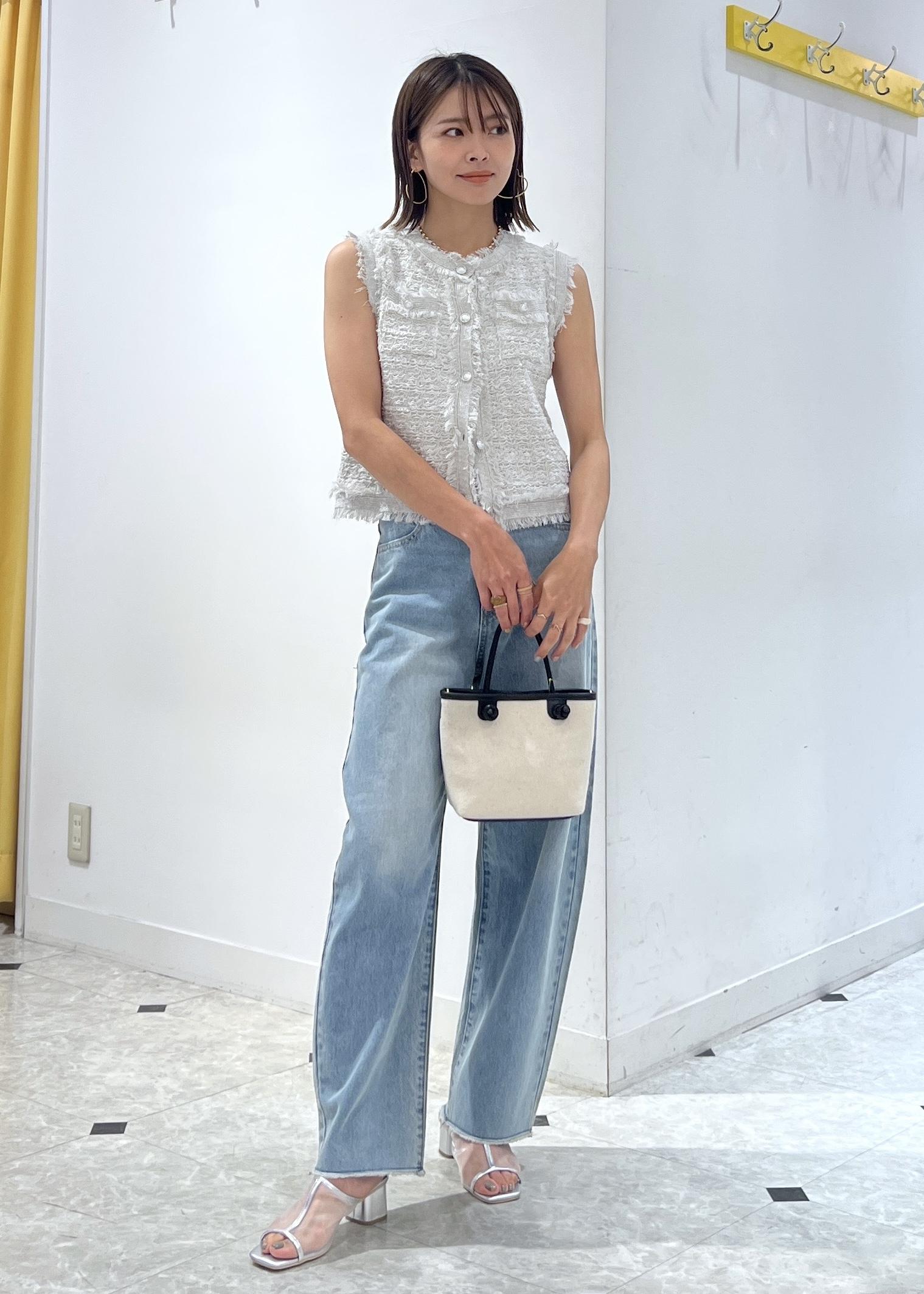 ROPE' PICNICの【WEB限定カラー】【サマー・ツイード】着丈が選べるジレベスト/スリーブレスカーディガンを使ったコーディネートを紹介します。｜Rakuten Fashion(楽天ファッション／旧楽天ブランドアベニュー)5960869