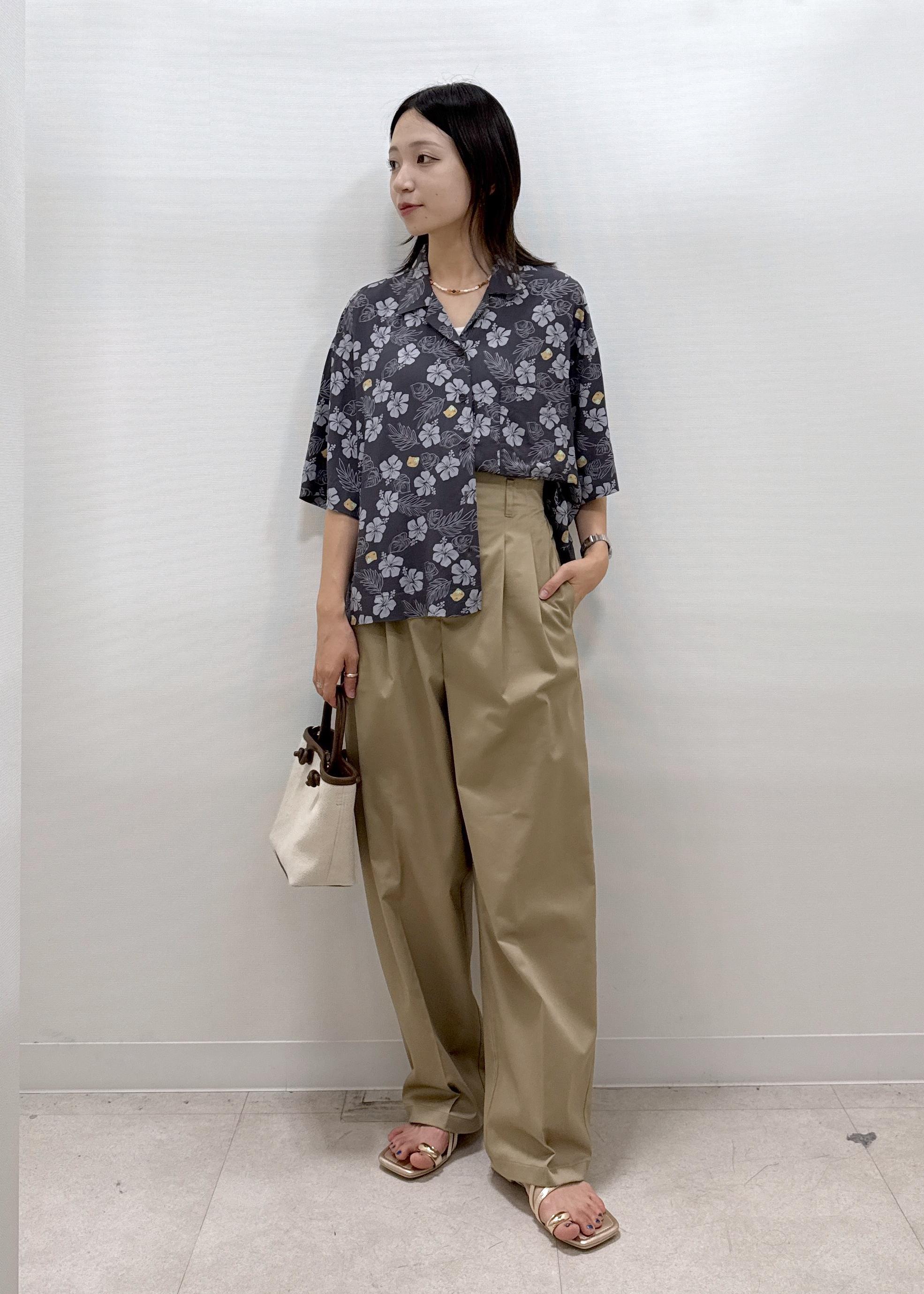 ROPE' PICNICの【UVカット・接触冷感】タックチノワイドパンツを使ったコーディネートを紹介します。｜Rakuten Fashion(楽天ファッション／旧楽天ブランドアベニュー)5960870