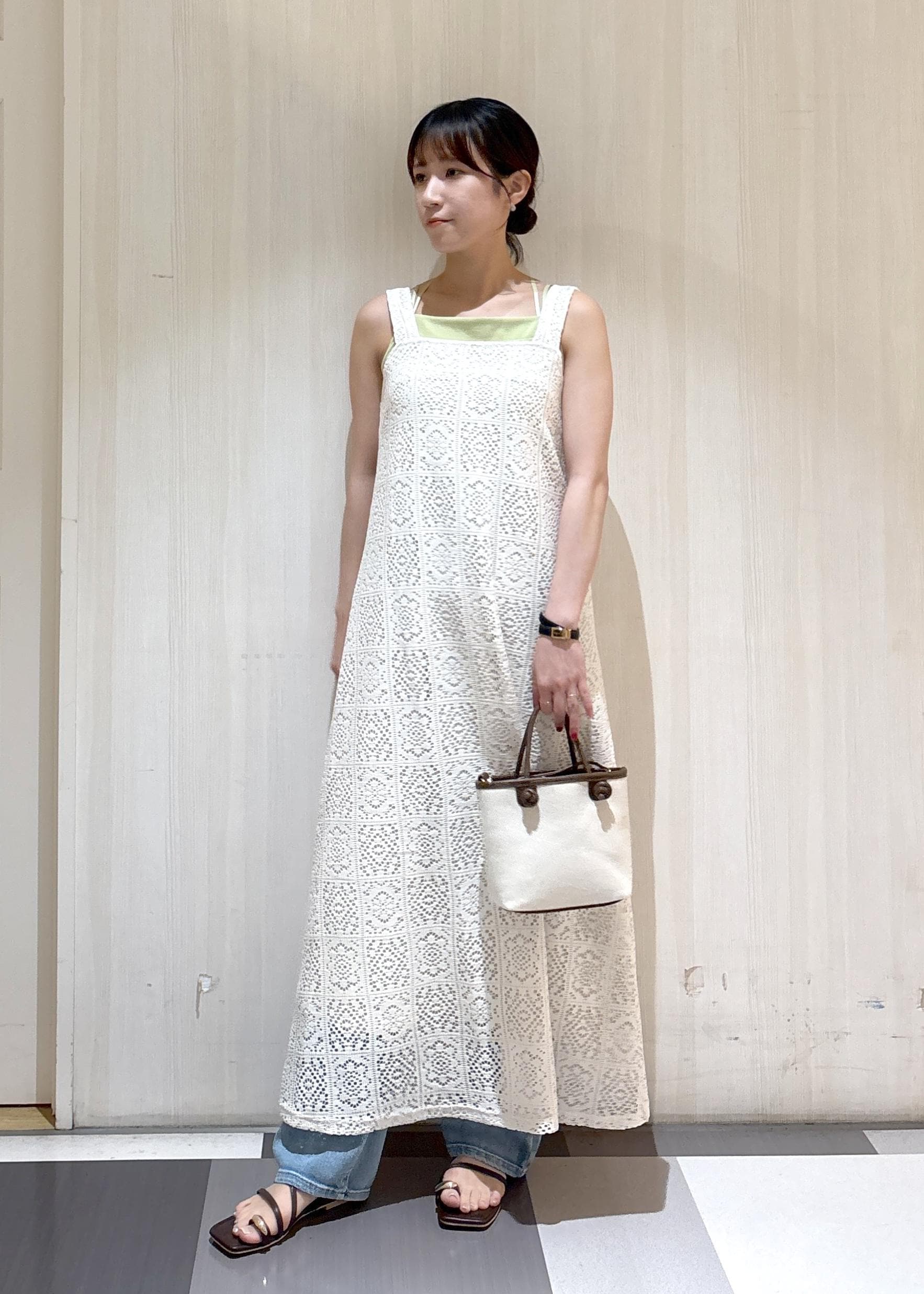 ROPE' PICNICの幾何学レースワンピースを使ったコーディネートを紹介します。｜Rakuten Fashion(楽天ファッション／旧楽天ブランドアベニュー)5960886