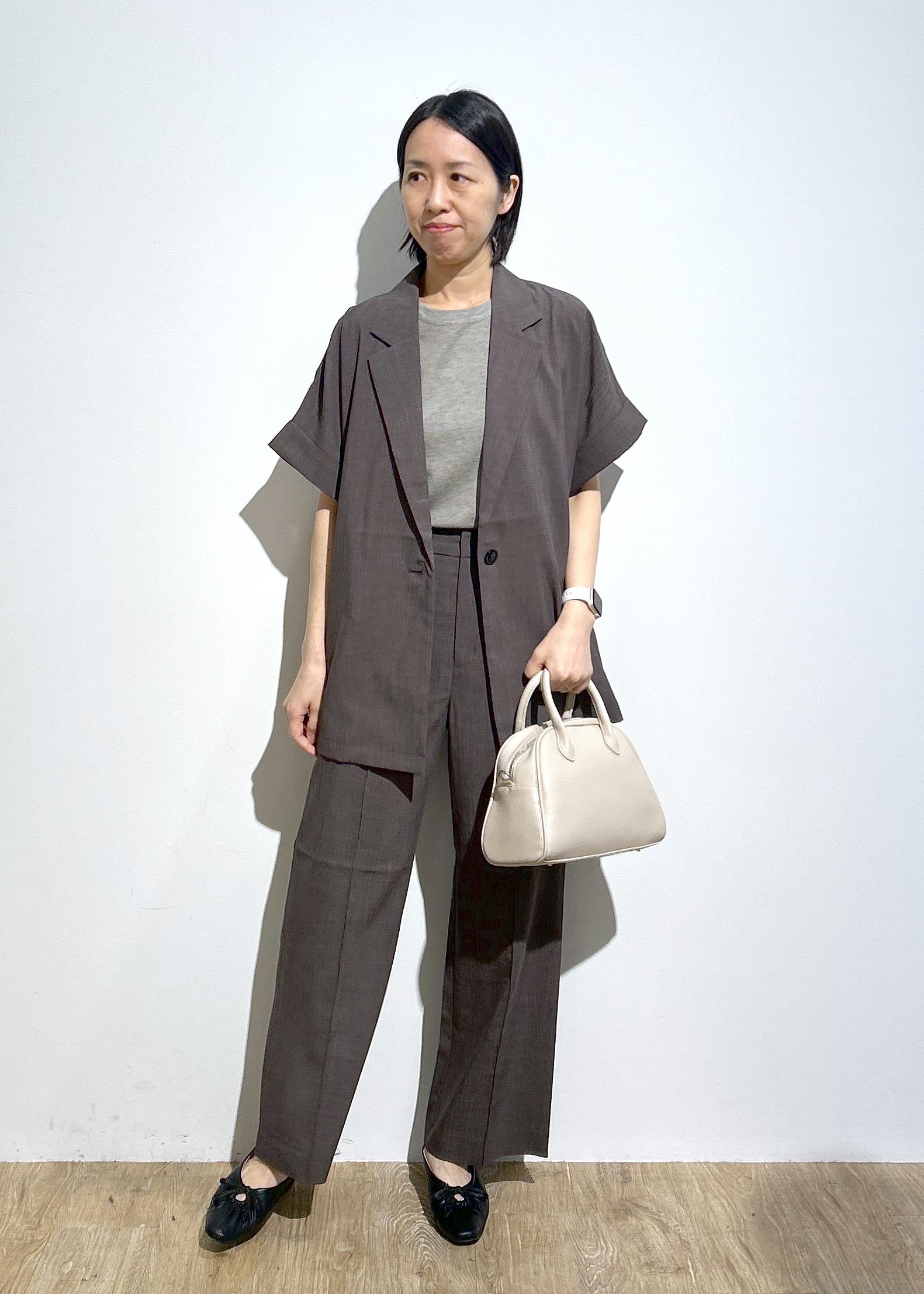 ROPE' PICNICの【洗濯機OK】LEVITAゼロスリーブサマーニットプルオーバーを使ったコーディネートを紹介します。｜Rakuten Fashion(楽天ファッション／旧楽天ブランドアベニュー)5960844