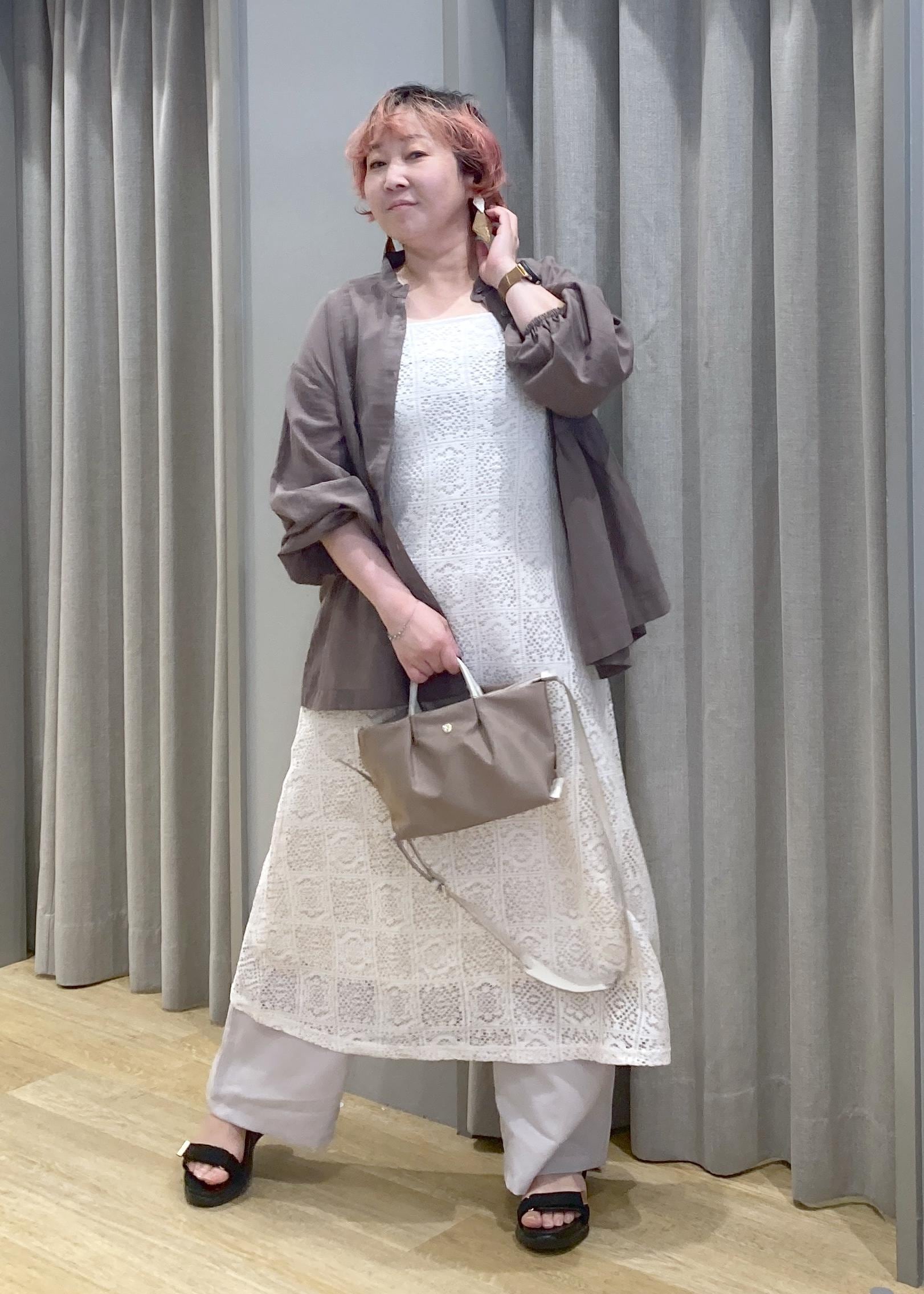 ROPE' PICNICの【接触冷感・通気性】お着軽シャツシリーズ/綿ボイルペプラムシャツを使ったコーディネートを紹介します。｜Rakuten Fashion(楽天ファッション／旧楽天ブランドアベニュー)5960909