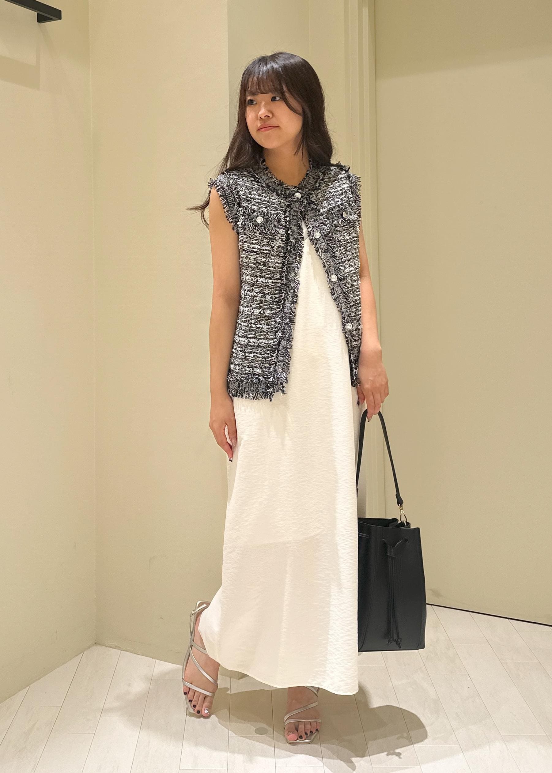 ROPE' PICNICの【WEB限定カラー】【サマー・ツイード】着丈が選べるジレベスト/スリーブレスカーディガンを使ったコーディネートを紹介します。｜Rakuten Fashion(楽天ファッション／旧楽天ブランドアベニュー)5960913