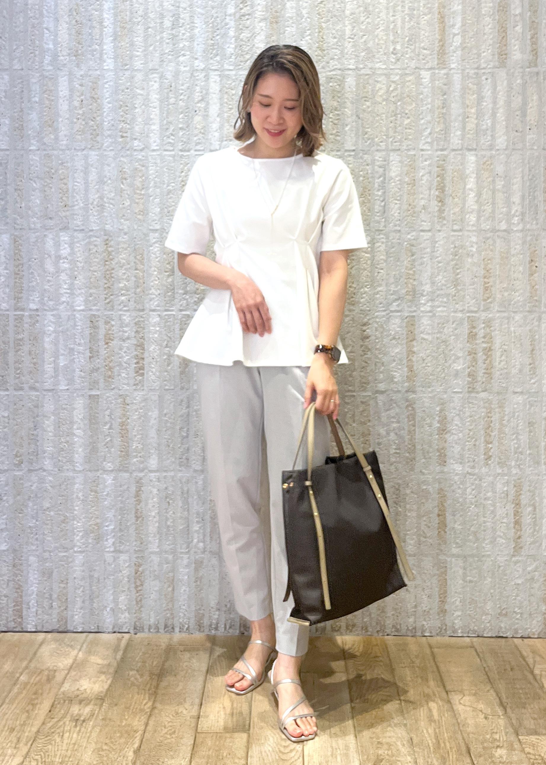 ROPE' PICNICの(接触冷感*UVカット)ウエストタックペプラムトップスを使ったコーディネートを紹介します。｜Rakuten Fashion(楽天ファッション／旧楽天ブランドアベニュー)5960924