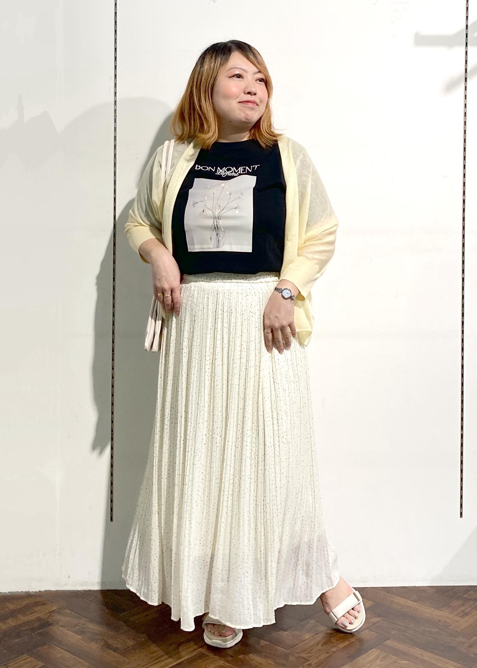 ROPE' PICNICの【新色追加】LEVITAシアーニットリラックスカーディガンを使ったコーディネートを紹介します。｜Rakuten Fashion(楽天ファッション／旧楽天ブランドアベニュー)6028840