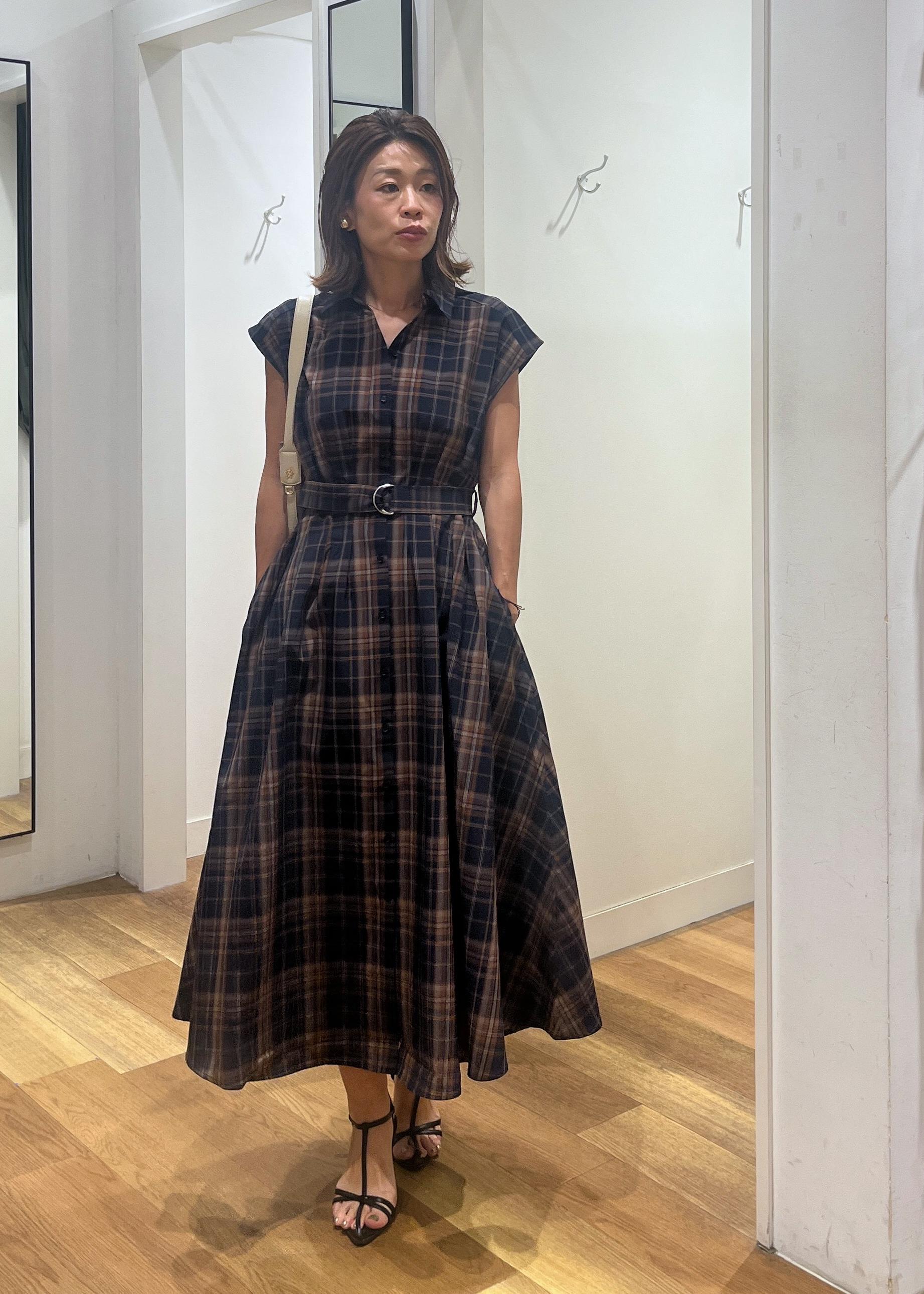 ROPE' PICNICのウエストタックチェックアソートワンピースを使ったコーディネートを紹介します。｜Rakuten Fashion(楽天ファッション／旧楽天ブランドアベニュー)6028858