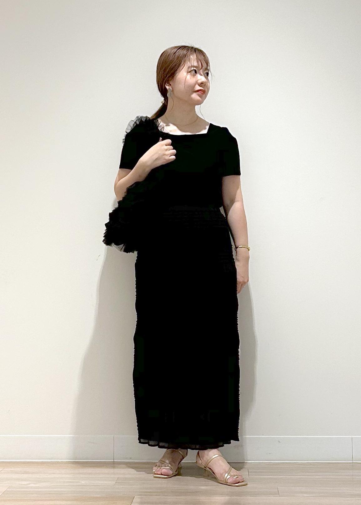 ROPE' PICNICのフリルギャザーロングスカートを使ったコーディネートを紹介します。｜Rakuten Fashion(楽天ファッション／旧楽天ブランドアベニュー)6028861