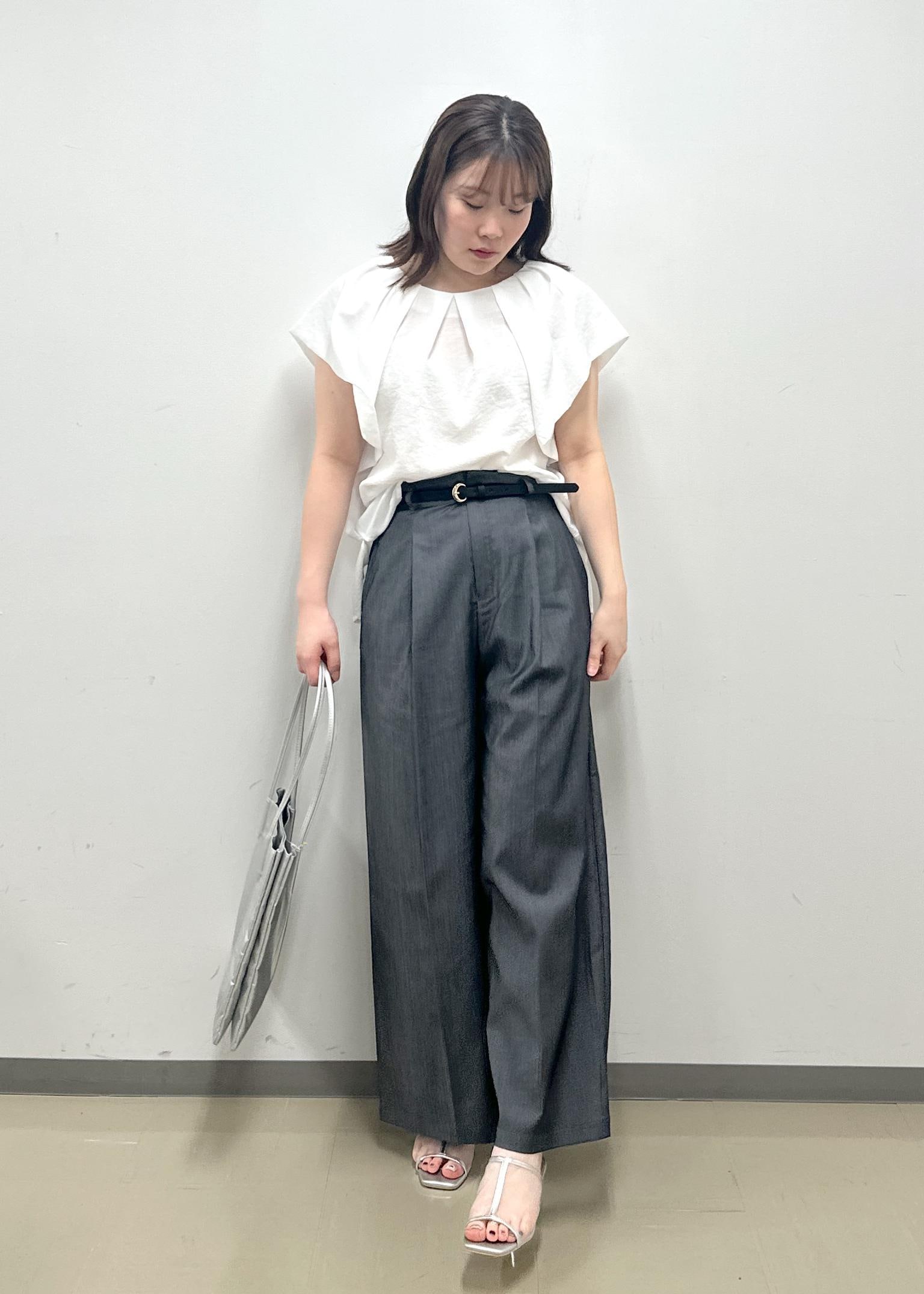 ROPE' PICNICのラッフルスリーブブラウス/通勤対応を使ったコーディネートを紹介します。｜Rakuten Fashion(楽天ファッション／旧楽天ブランドアベニュー)6028864