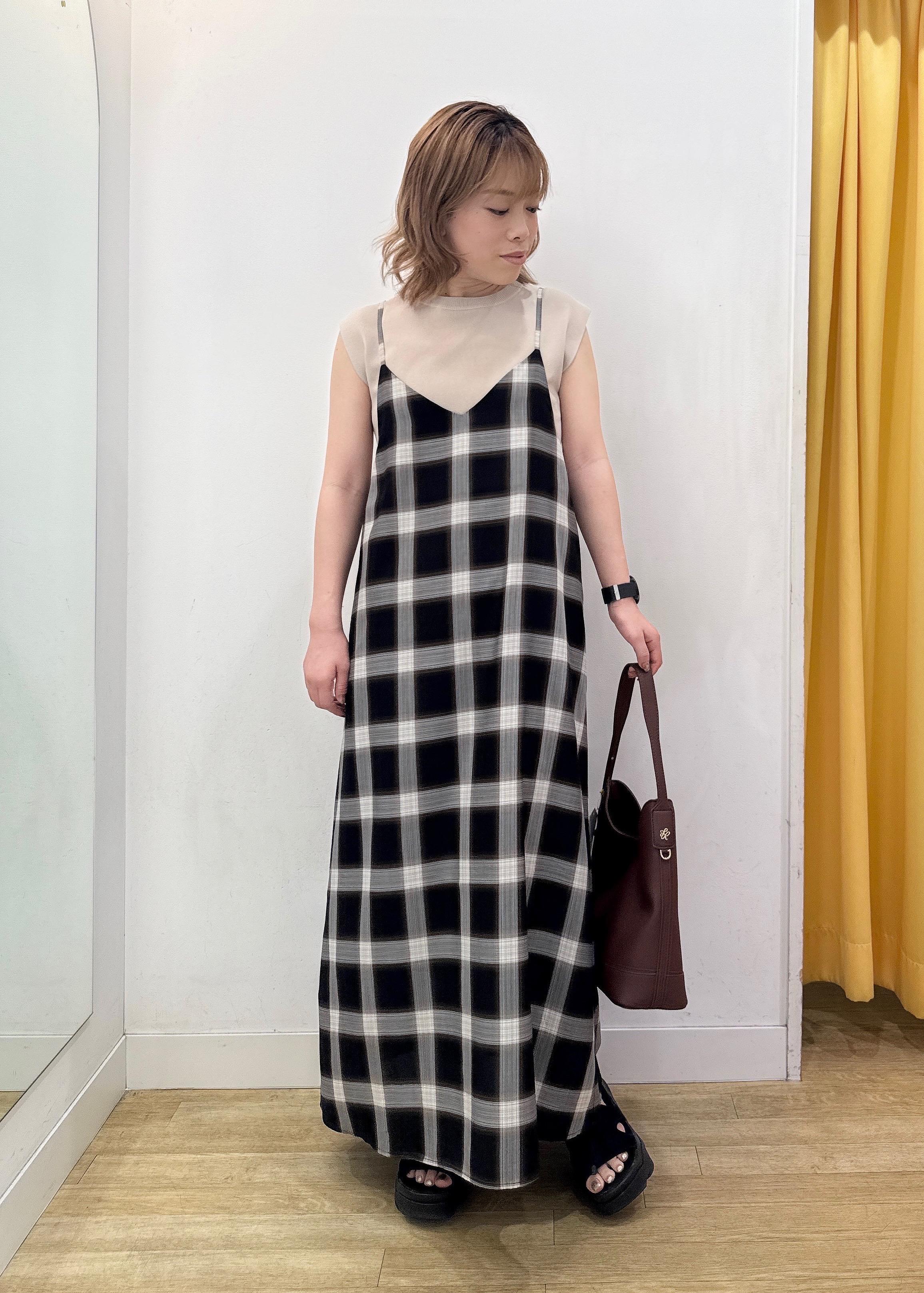 ROPE' PICNICの【UVカット・接触冷感・イージーケア】八方映えニット ゼロスリーブニットプルオーバーを使ったコーディネートを紹介します。｜Rakuten Fashion(楽天ファッション／旧楽天ブランドアベニュー)6028868