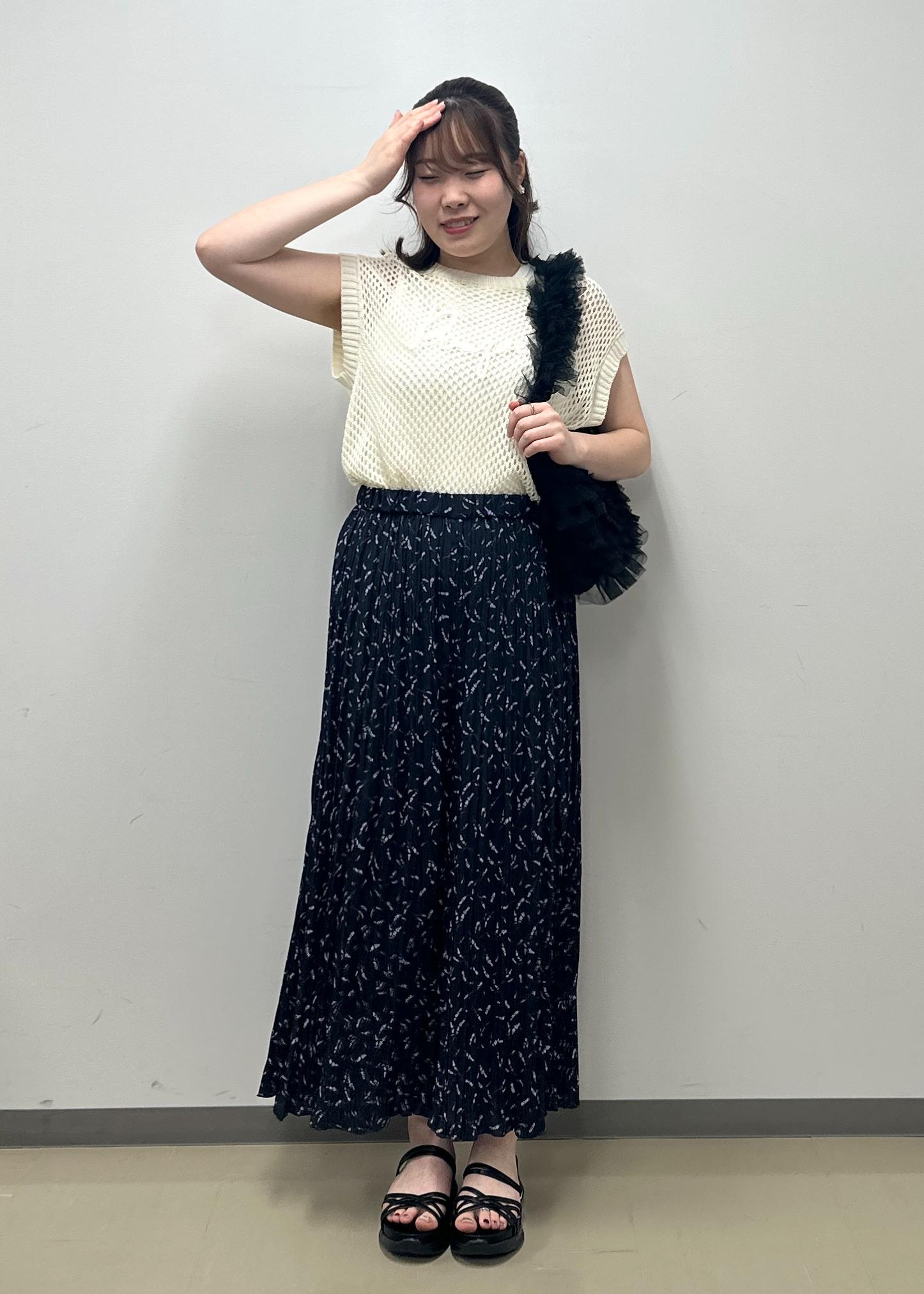 ROPE' PICNICのコード刺繍入りメッシュサマーニットを使ったコーディネートを紹介します。｜Rakuten Fashion(楽天ファッション／旧楽天ブランドアベニュー)6028887