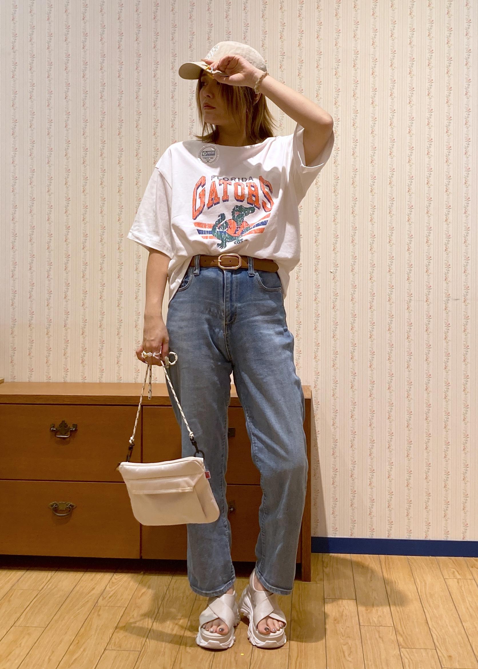 ROPE' PICNICの【DISCUS ATHLETIC/ディスカスアスレチック】オーバーサイズU.S.カレッジTシャツを使ったコーディネートを紹介します。｜Rakuten Fashion(楽天ファッション／旧楽天ブランドアベニュー)6028943