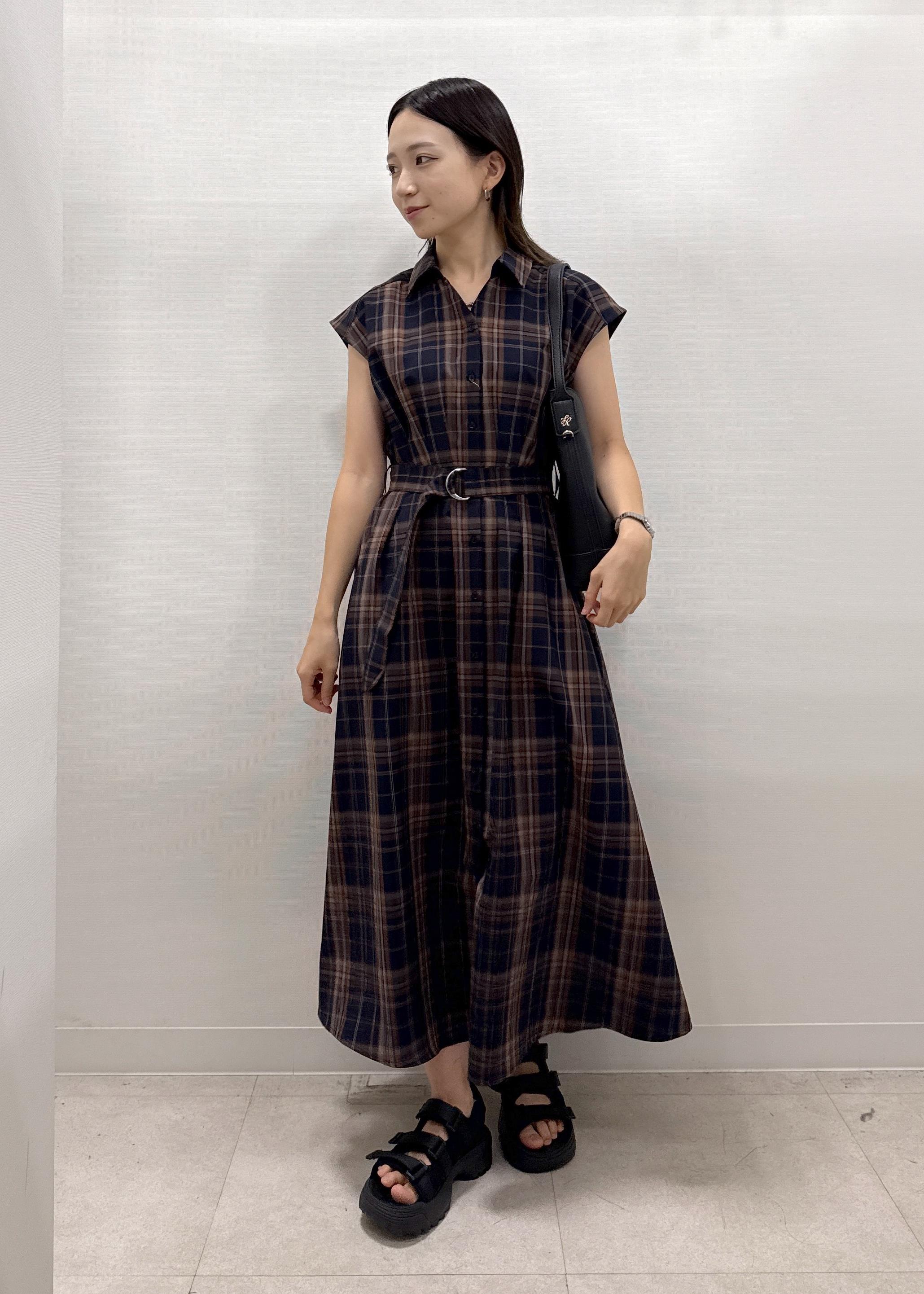 ROPE' PICNICのウエストタックチェックアソートワンピースを使ったコーディネートを紹介します。｜Rakuten Fashion(楽天ファッション／旧楽天ブランドアベニュー)6028944