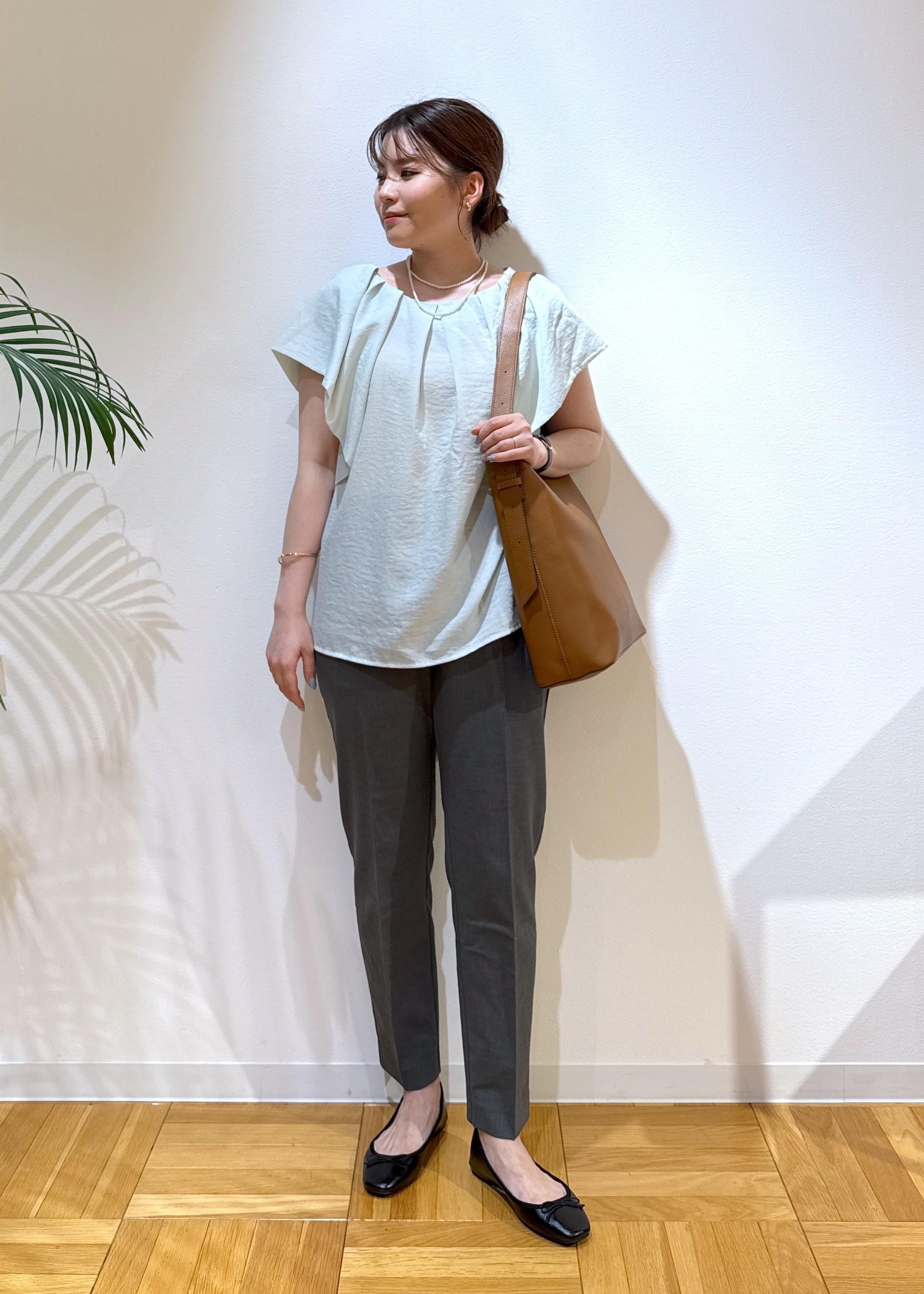 ROPE' PICNICのラッフルスリーブブラウス/通勤対応を使ったコーディネートを紹介します。｜Rakuten Fashion(楽天ファッション／旧楽天ブランドアベニュー)6028929