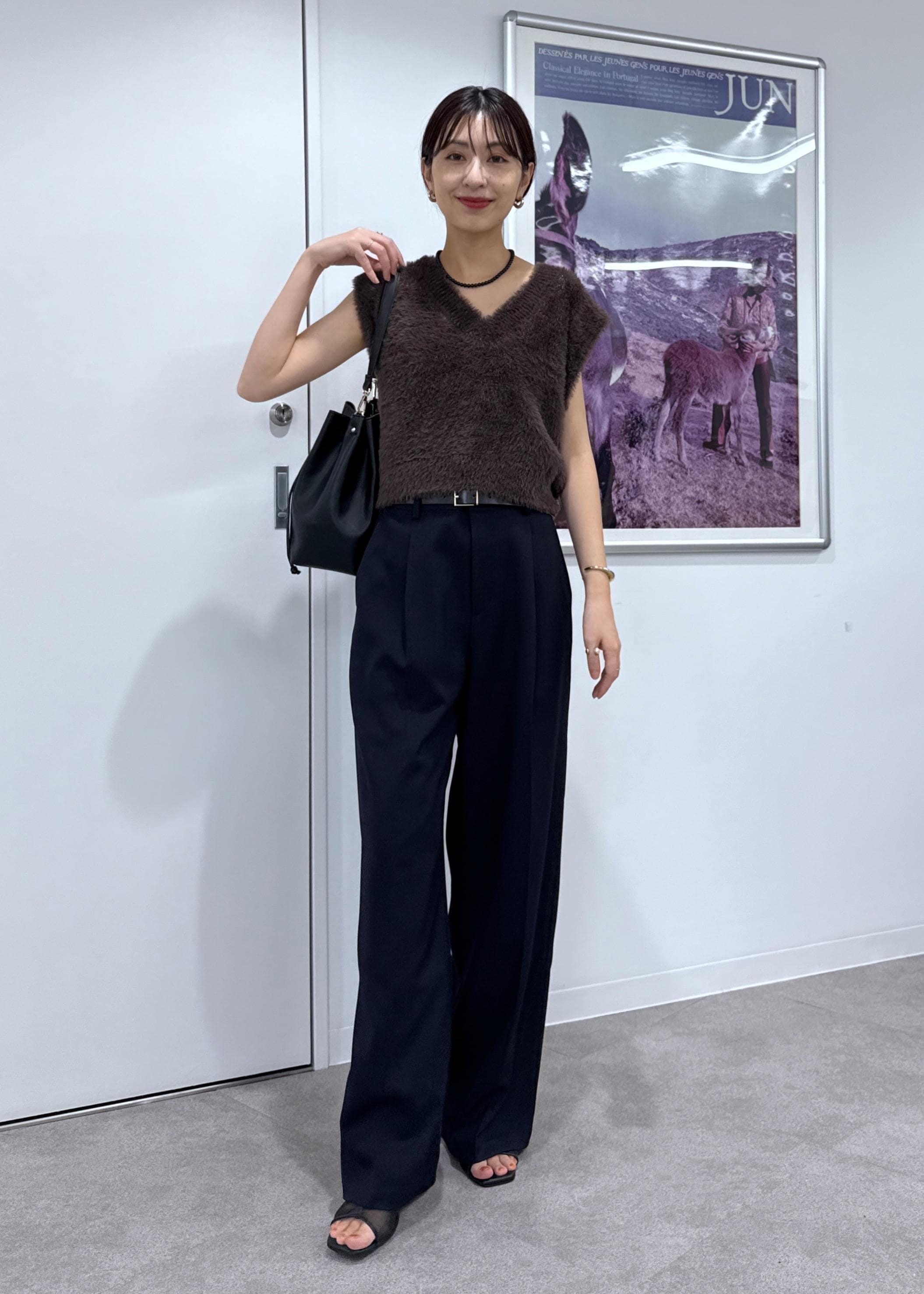 ROPE' PICNICのショートフェザーニットベストを使ったコーディネートを紹介します。｜Rakuten Fashion(楽天ファッション／旧楽天ブランドアベニュー)6028935