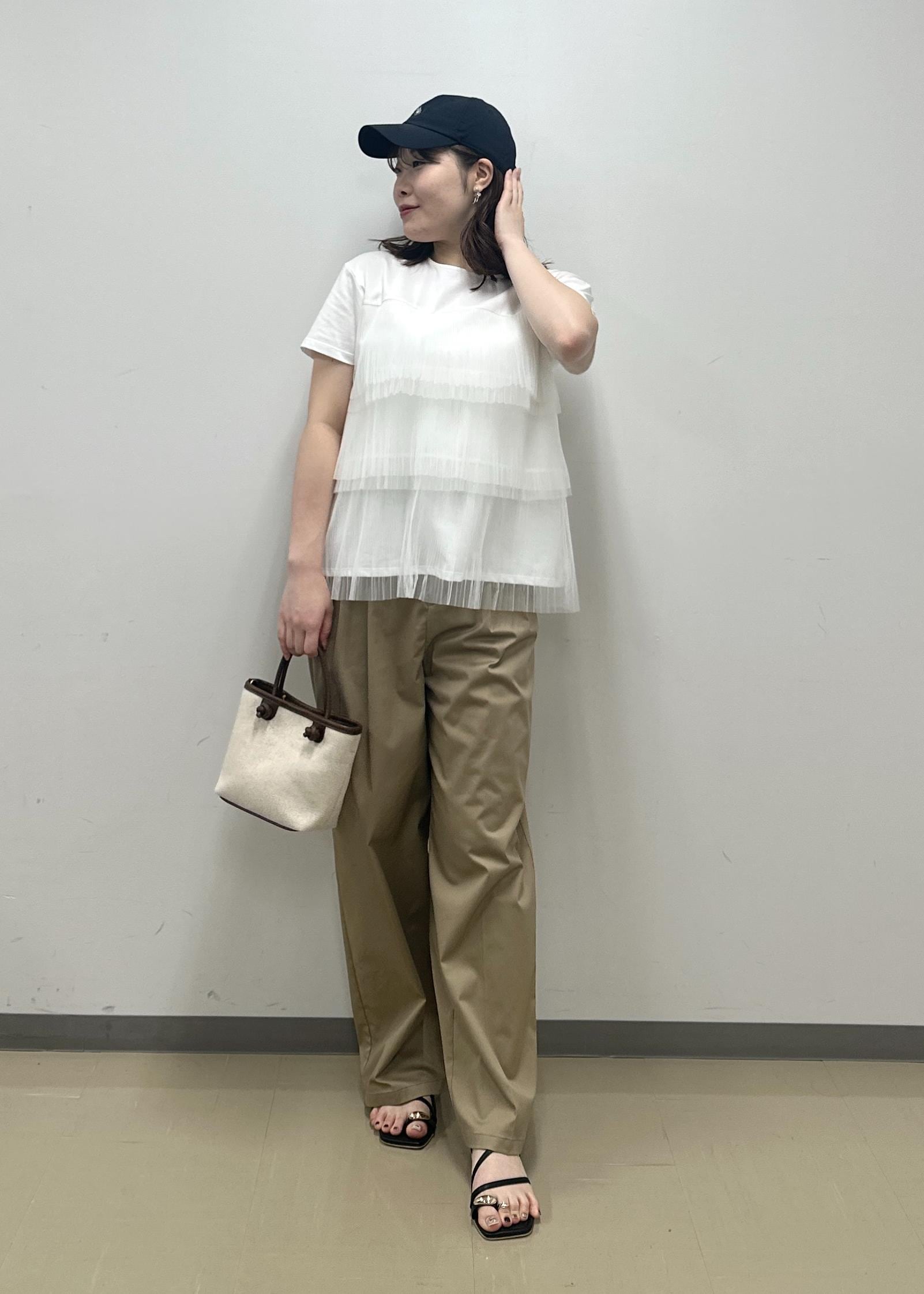 ROPE' PICNICのプリーツチュールドッキングTシャツを使ったコーディネートを紹介します。｜Rakuten Fashion(楽天ファッション／旧楽天ブランドアベニュー)6028973