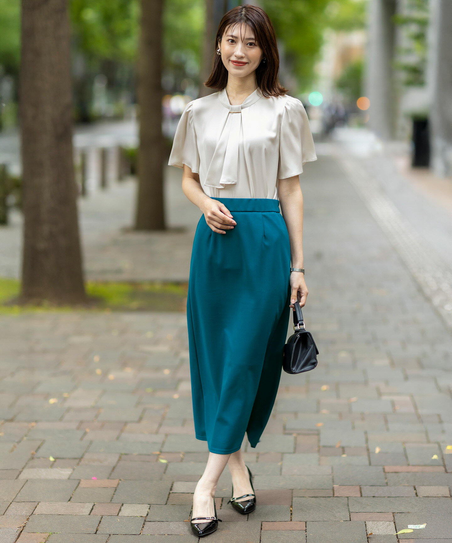 ANY SISの【洗える】4WAY半袖 ボウブラウスを使ったコーディネートを紹介します。｜Rakuten Fashion(楽天ファッション／旧楽天ブランドアベニュー)5899651