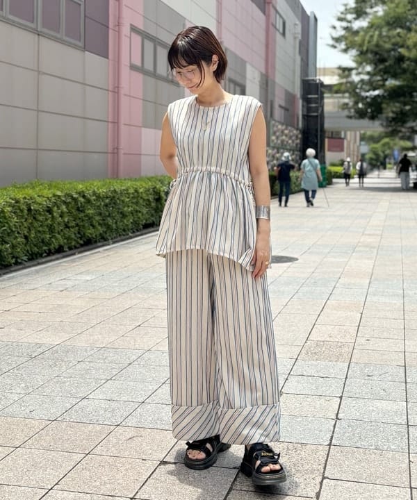 BEAMS HEARTのストライプ ジャカード プルオーバーを使ったコーディネートを紹介します。｜Rakuten Fashion(楽天ファッション／旧楽天ブランドアベニュー)5905502