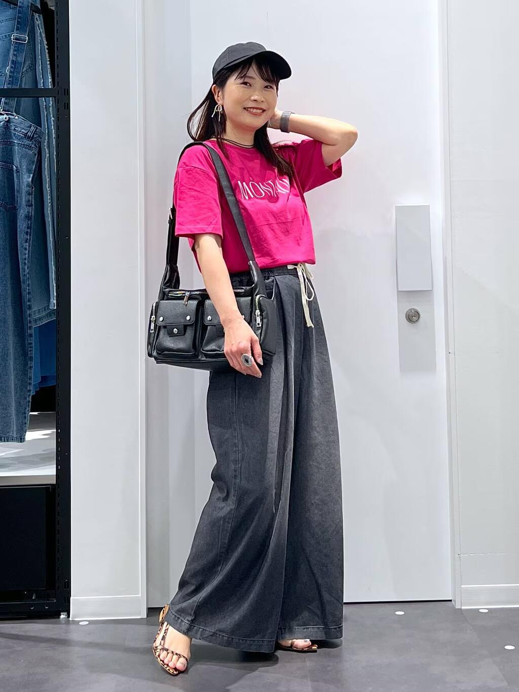 LAKOLEの【接触冷感】coolfiberロゴ半袖T2を使ったコーディネートを紹介します。｜Rakuten Fashion(楽天ファッション／旧楽天ブランドアベニュー)5909104