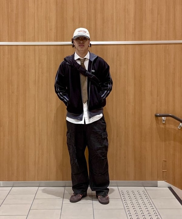 BEAMS HEARTの2トーン ダイナー キャップを使ったコーディネートを紹介します。｜Rakuten Fashion(楽天ファッション／旧楽天ブランドアベニュー)5915374