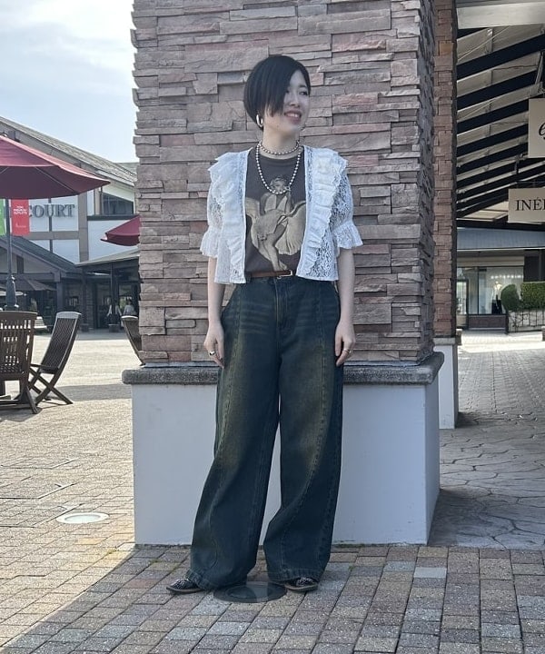 BEAMS HEARTのレース ボレロ 25SS 重ね着 レイヤードスタイル シアー 透け感 フリルを使ったコーディネートを紹介します。｜Rakuten Fashion(楽天ファッション／旧楽天ブランドアベニュー)5915436