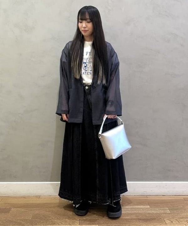 BEAMS HEARTのベルト ハンドル スクエア ショルダーバッグ 25SS レディースを使ったコーディネートを紹介します。｜Rakuten Fashion(楽天ファッション／旧楽天ブランドアベニュー)5915643