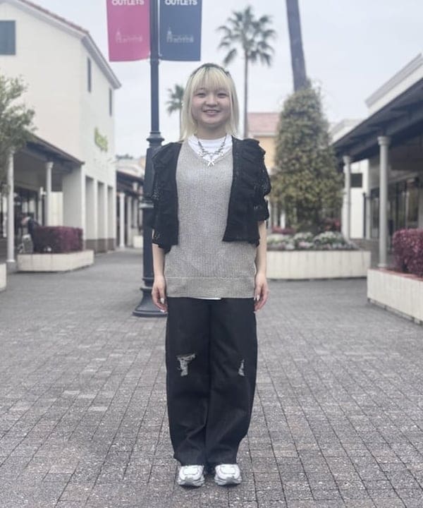 BEAMS HEARTのレース ボレロ 25SS 重ね着 レイヤードスタイル シアー 透け感 フリルを使ったコーディネートを紹介します。｜Rakuten Fashion(楽天ファッション／旧楽天ブランドアベニュー)5915715