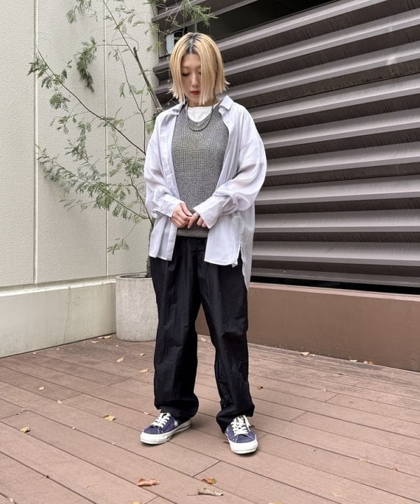 BEAMS HEARTのラメニット ノースリーブ プルオーバーを使ったコーディネートを紹介します。｜Rakuten Fashion(楽天ファッション／旧楽天ブランドアベニュー)5915690