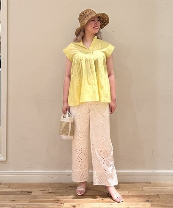 BEAMS HEARTのINDIA ピンタック ブラウスを使ったコーディネートを紹介します。｜Rakuten Fashion(楽天ファッション／旧楽天ブランドアベニュー)5916267