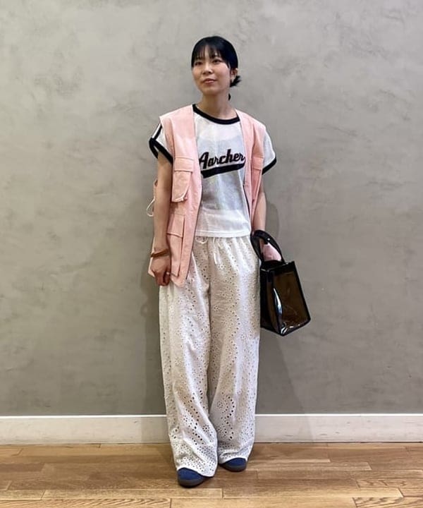 BEAMS HEARTのスクエア ビニールバッグを使ったコーディネートを紹介します。｜Rakuten Fashion(楽天ファッション／旧楽天ブランドアベニュー)5916305
