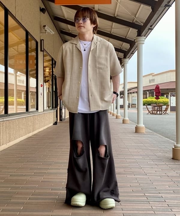 BEAMS HEARTのポリメランジ オープンカラーシャツ(吸水速乾)を使ったコーディネートを紹介します。｜Rakuten Fashion(楽天ファッション／旧楽天ブランドアベニュー)5916433