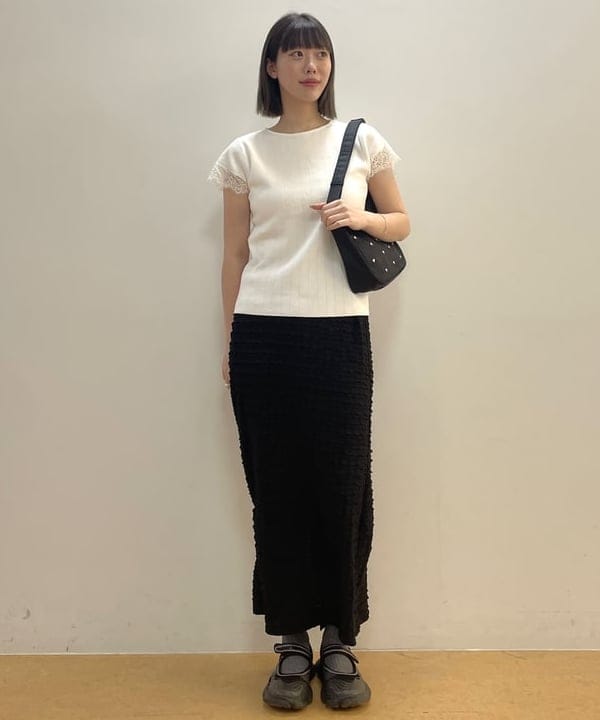 BEAMS HEARTの袖レース アイレットニット プルオーバー 25SSを使ったコーディネートを紹介します。｜Rakuten Fashion(楽天ファッション／旧楽天ブランドアベニュー)5916526