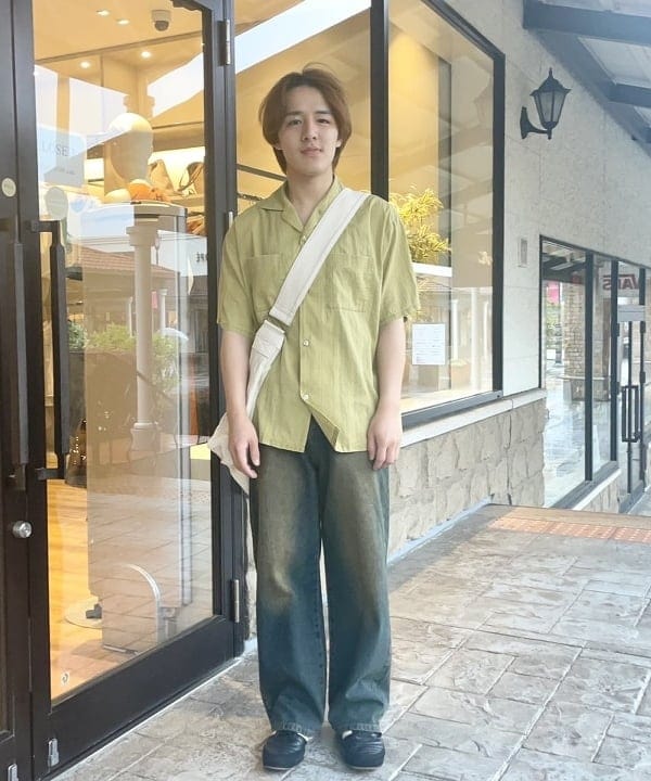 BEAMS HEARTのブラスト ワイド ストレート デニムを使ったコーディネートを紹介します。｜Rakuten Fashion(楽天ファッション／旧楽天ブランドアベニュー)5916531