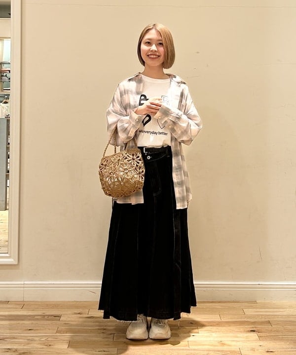 BEAMS HEARTのフラワー ペーパー バッグ◇を使ったコーディネートを紹介します。｜Rakuten Fashion(楽天ファッション／旧楽天ブランドアベニュー)5916710