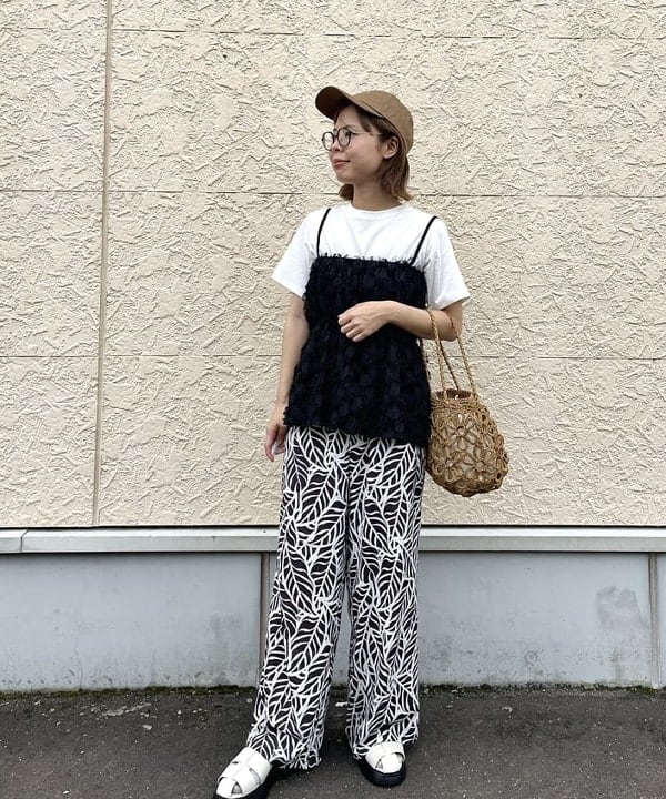 BEAMS HEARTのフリンジキャミソール * Tシャツ(セットアイテム)を使ったコーディネートを紹介します。｜Rakuten Fashion(楽天ファッション／旧楽天ブランドアベニュー)5917112