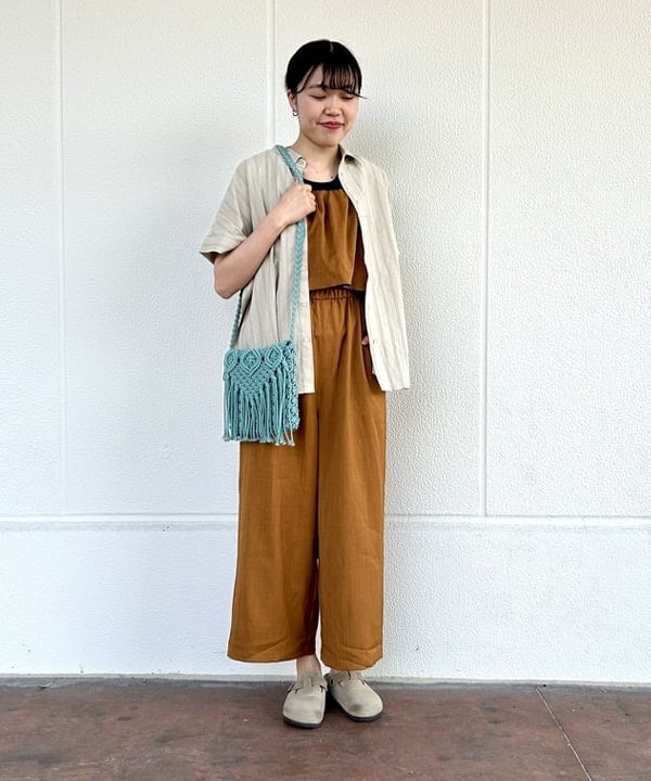 BEAMS HEARTの先染め ストライプ ボリューム シャツを使ったコーディネートを紹介します。｜Rakuten Fashion(楽天ファッション／旧楽天ブランドアベニュー)5917170