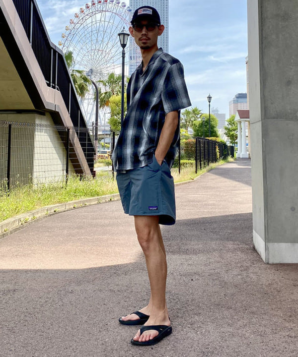 BEAMS HEARTの＜累計販売4400点！＞OOFOS / Ooriginal Sandals ｜ クッション性 シンプル 定番　ロングセラー アウトドア リカバリーを使ったコーディネートを紹介します。｜Rakuten Fashion(楽天ファッション／旧楽天ブランドアベニュー)5917243