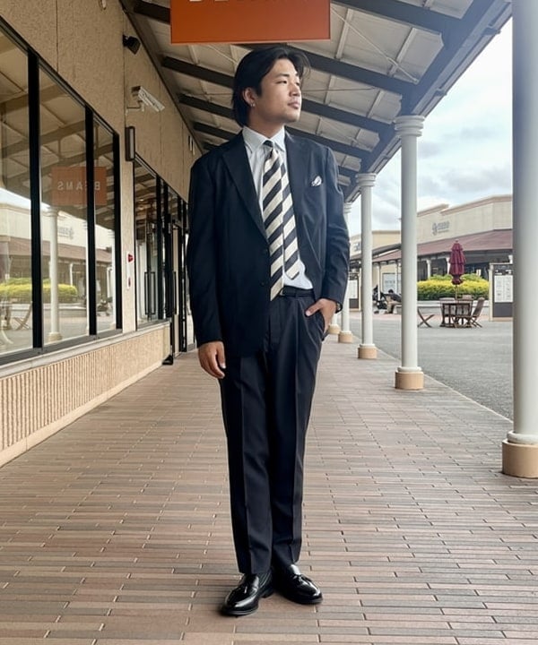 BEAMS HEARTのBEAMS HEART｜メンズ ウールトロピカル イージースーツ｜スーパー120's ウォッシャブル セットアップ対応｜ストレッチ 防シワ ビジネス カジュアル兼用｜グレー ネイビー (S~XL)を使ったコーディネートを紹介します。｜Rakuten Fashion(楽天ファッション／旧楽天ブランドアベニュー)5917304