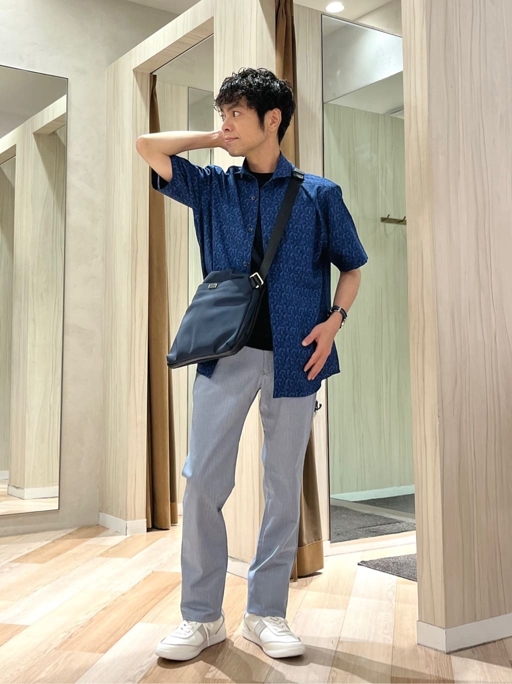 TAKEO KIKUCHIのマイクロパズル柄 半袖シャツを使ったコーディネートを紹介します。｜Rakuten Fashion(楽天ファッション／旧楽天ブランドアベニュー)5920418