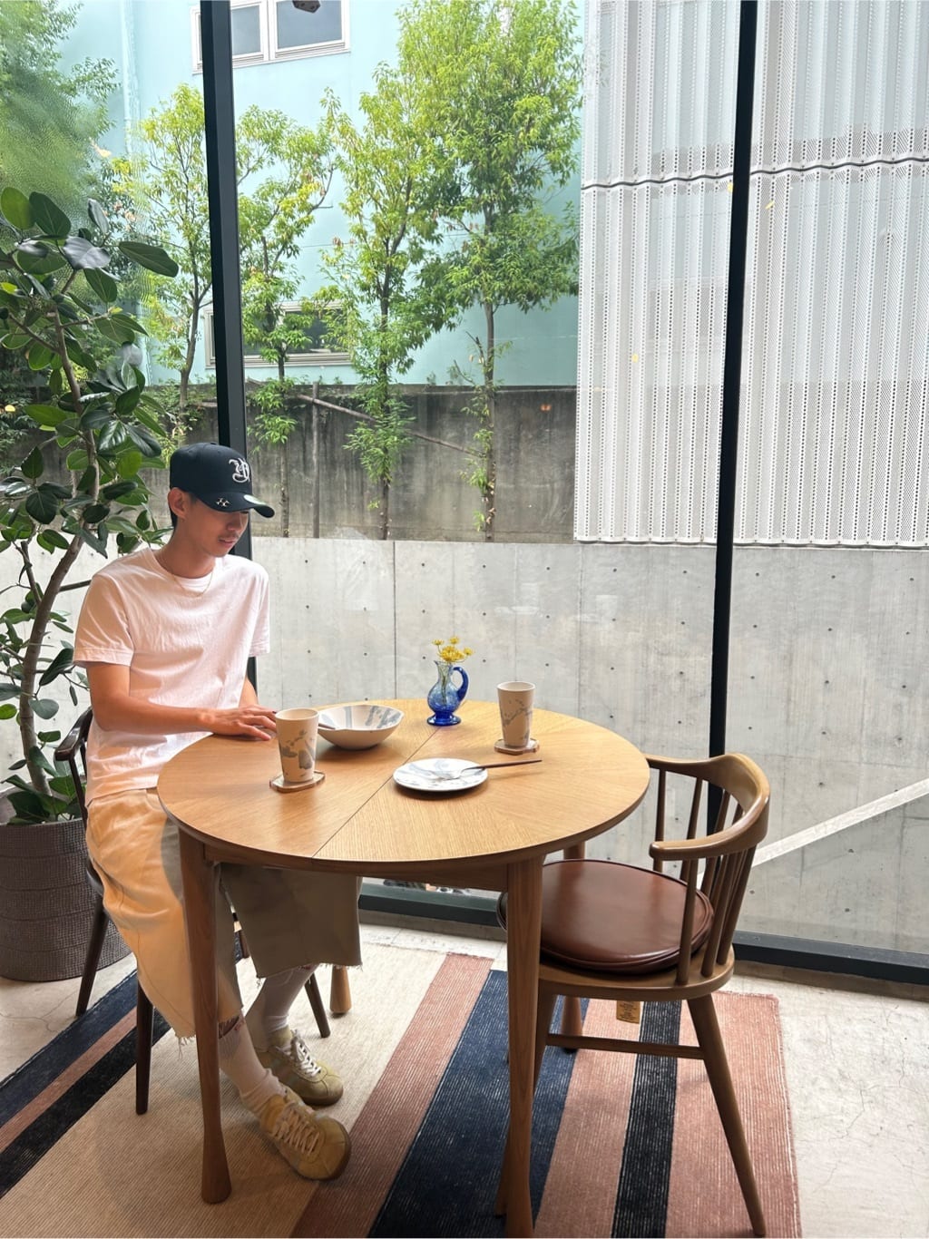 journal standard FurnitureのSEAT CUSHION-CHESNUTシートクッションを使ったコーディネートを紹介します。｜Rakuten Fashion(楽天ファッション／旧楽天ブランドアベニュー)5923682