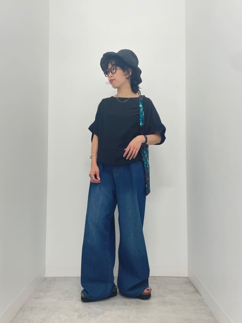 Vinのリネンミックスルーズデニムパンツを使ったコーディネートを紹介します。｜Rakuten Fashion(楽天ファッション／旧楽天ブランドアベニュー)5927996