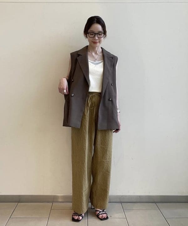 BEAMS HEARTの交織 テーラー ベスト(セットアップ対応)を使ったコーディネートを紹介します。｜Rakuten Fashion(楽天ファッション／旧楽天ブランドアベニュー)5930443