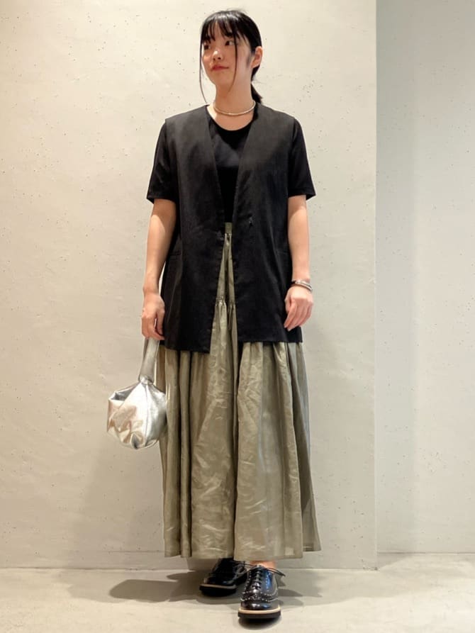 1er Arrondissementのミラノリブスクエアショートタンクを使ったコーディネートを紹介します。｜Rakuten Fashion(楽天ファッション／旧楽天ブランドアベニュー)5932007