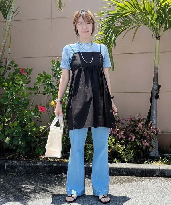 BEAMS HEARTのフレア デニム パンツを使ったコーディネートを紹介します。｜Rakuten Fashion(楽天ファッション／旧楽天ブランドアベニュー)5936308