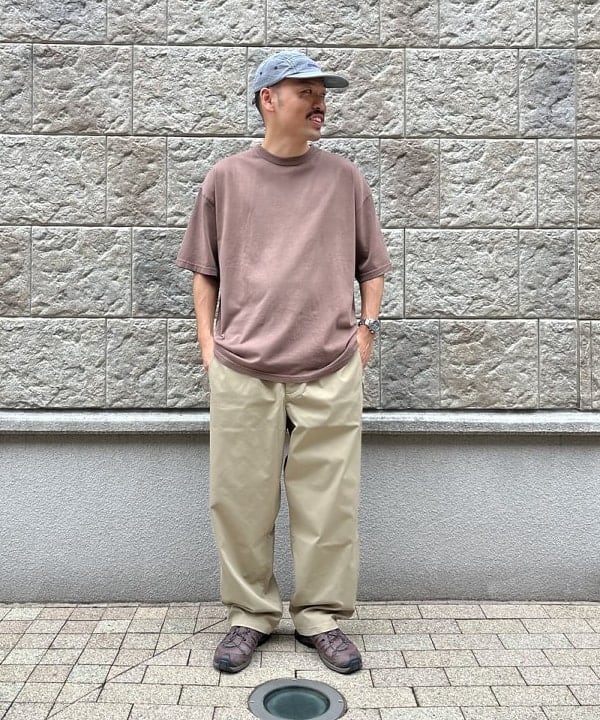 BEAMS MENのGMS ワーク イージーパンツを使ったコーディネートを紹介します。｜Rakuten Fashion(楽天ファッション／旧楽天ブランドアベニュー)5938466