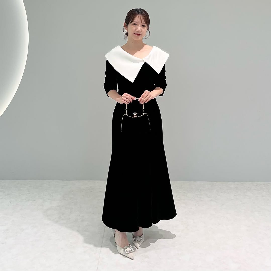 Leja | LEJA/配色アシンメトリービッグカラーベロアマーメイド