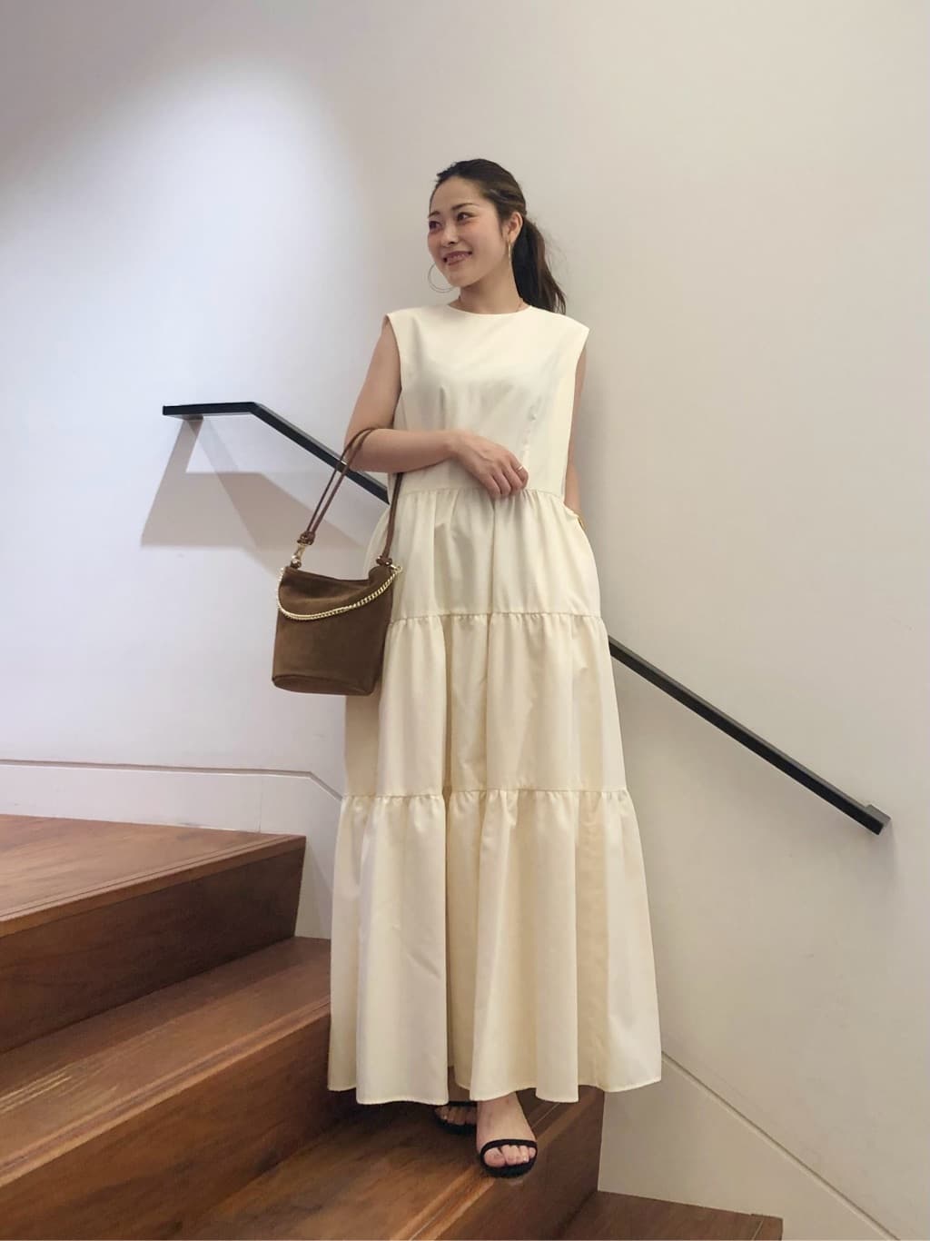 allureville | タイプライターティアードワンピース | Rakuten Fashion