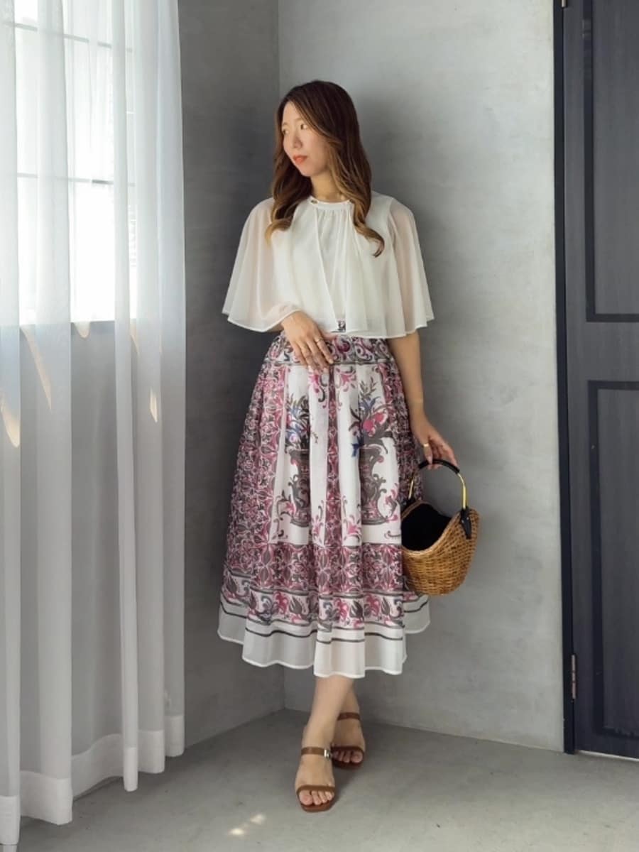 Viaggio Bluのシフォンケーププルオーバー≪洗濯機で洗える≫を使ったコーディネートを紹介します。｜Rakuten Fashion(楽天ファッション／旧楽天ブランドアベニュー)5941421