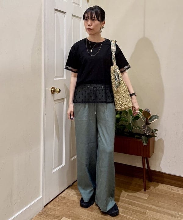 BEAMS HEARTの【洗濯機洗い可】リネンライク イージーパンツ ウエストゴム ワイドパンツを使ったコーディネートを紹介します。｜Rakuten Fashion(楽天ファッション／旧楽天ブランドアベニュー)5942696
