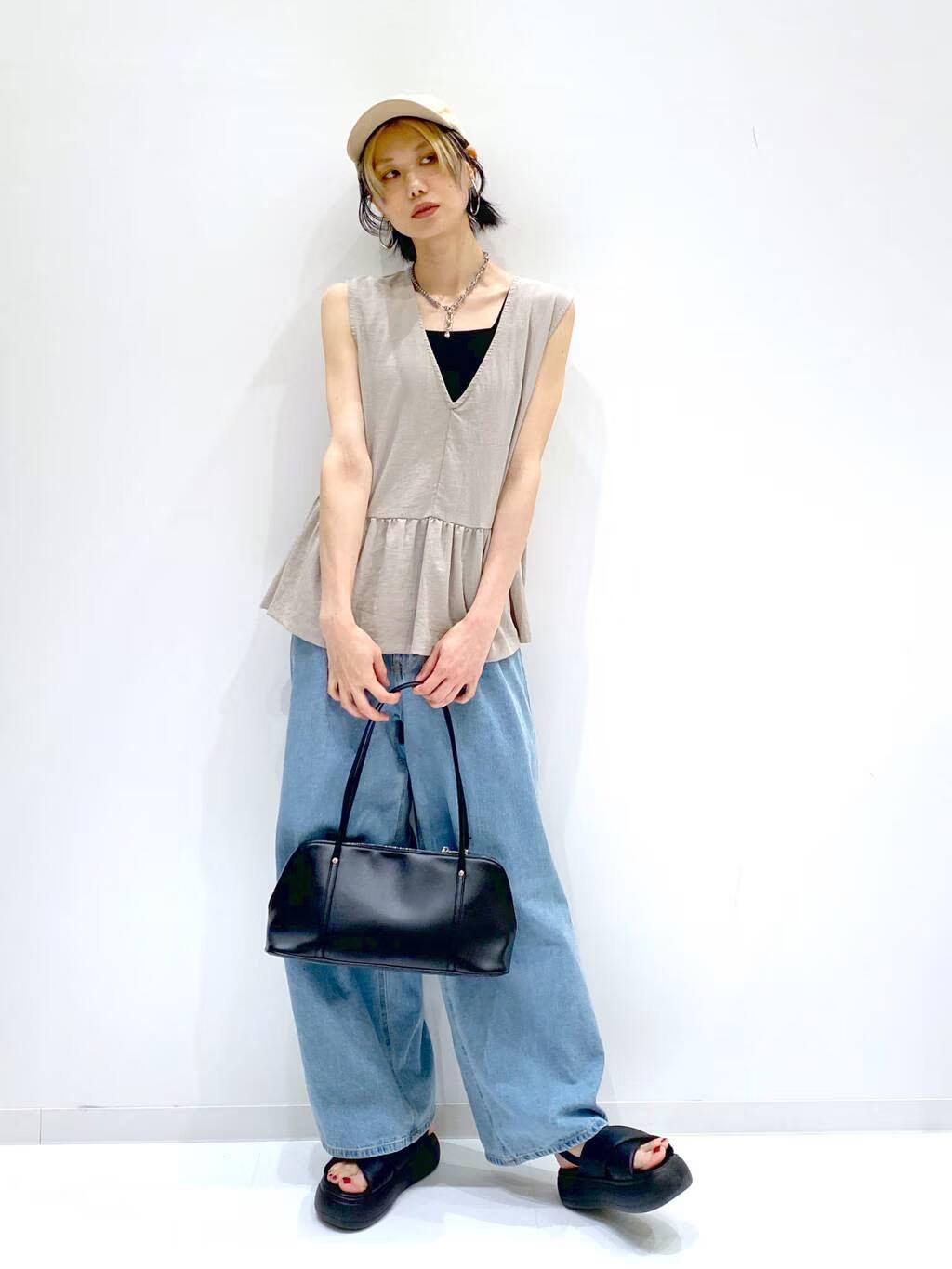 LAKOLEのリネンライクペプラムベストを使ったコーディネートを紹介します。｜Rakuten Fashion(楽天ファッション／旧楽天ブランドアベニュー)5942775